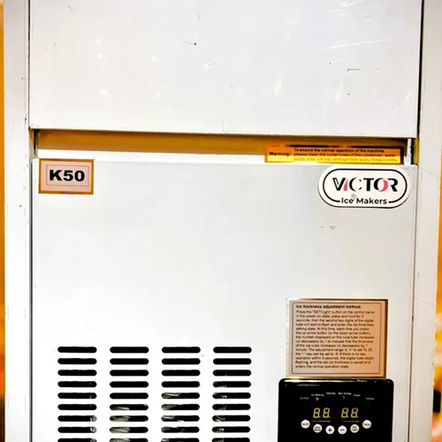 یخ ساز 50 کیلویی مکعبی ویکتور - VICTOR K50