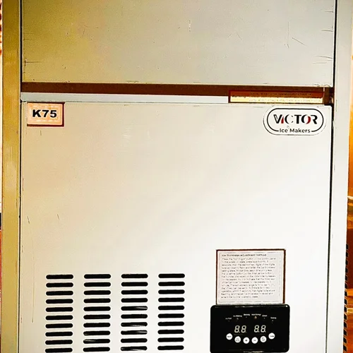 یخ ساز 75 کیلویی مکعبی ویکتور - VICTOR K75